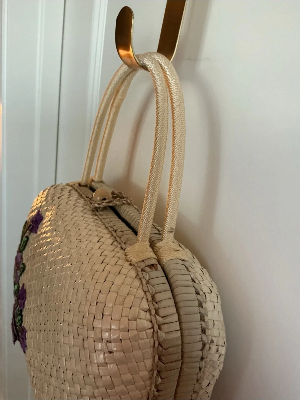 Woven Straw Top-Handle Bag with Purple Floral Embroidery - Picture 4 of 7